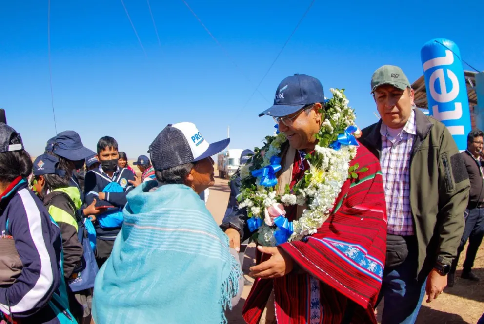 El presidente Luis Arce en el municipio de Jesús de Machaca, en La Paz. Foto: Facebook Lucho Arce