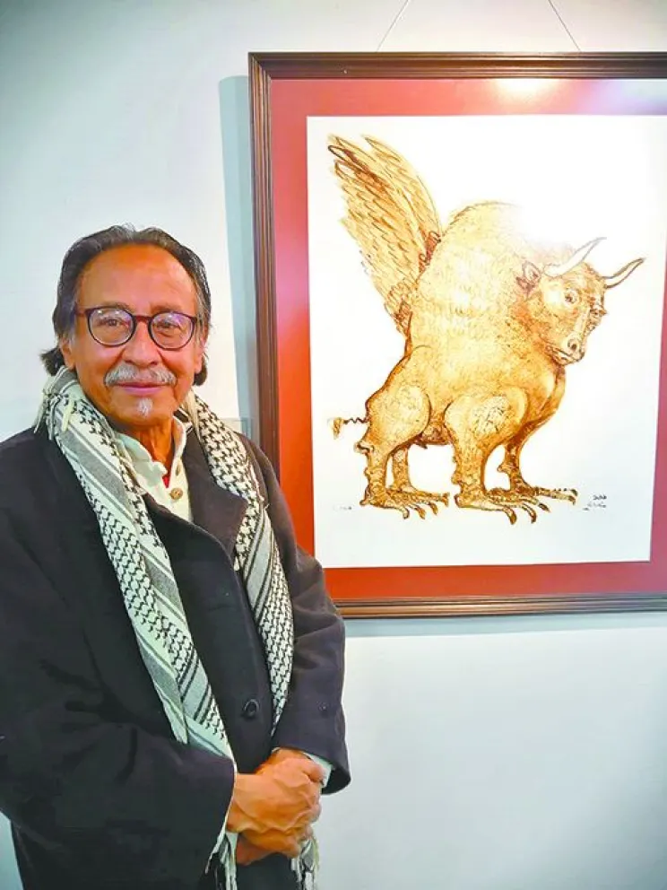 Edgar Arandia en una de sus exposiciones.  Foto: Cuenta personal de Facebook de Edgar Arandia