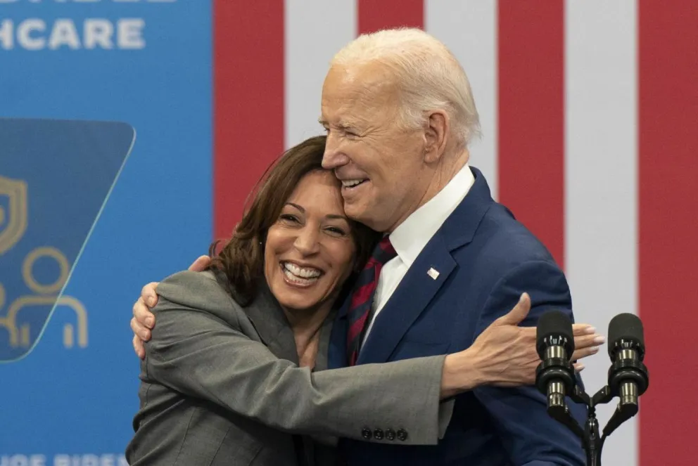 La vicepresidenta estadounidense, Kamala Harris, y el presidente de Estados Unidos, Joe Biden, en un encuentro anterior. Foto: EFE