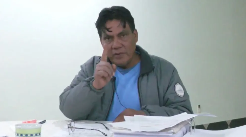 El diputado evista Héctor Arce, durante el programa del expresidente Morales, esta mañana. Foto: Captura de video