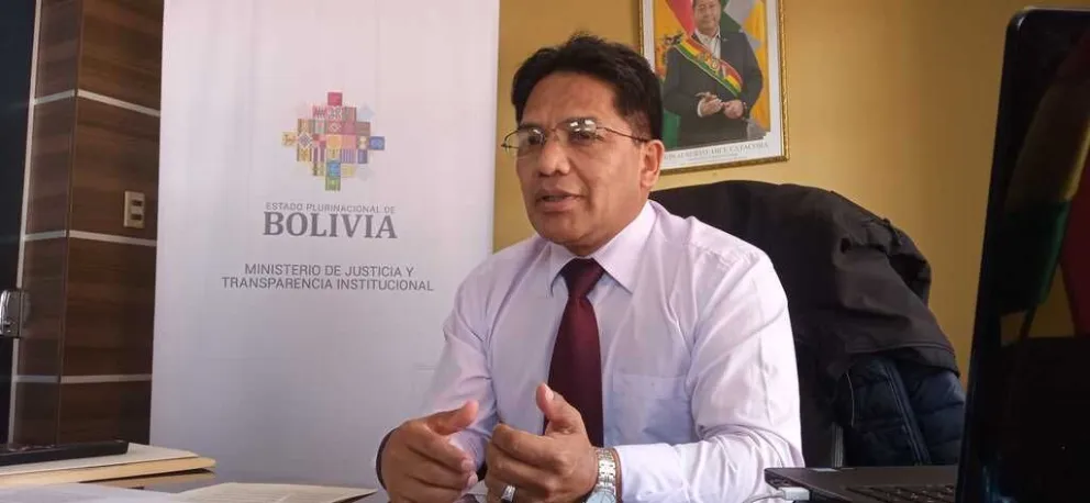 El viceministro Jorge Silva dice que hay especulación con el precio del dólar. Foto: ABI