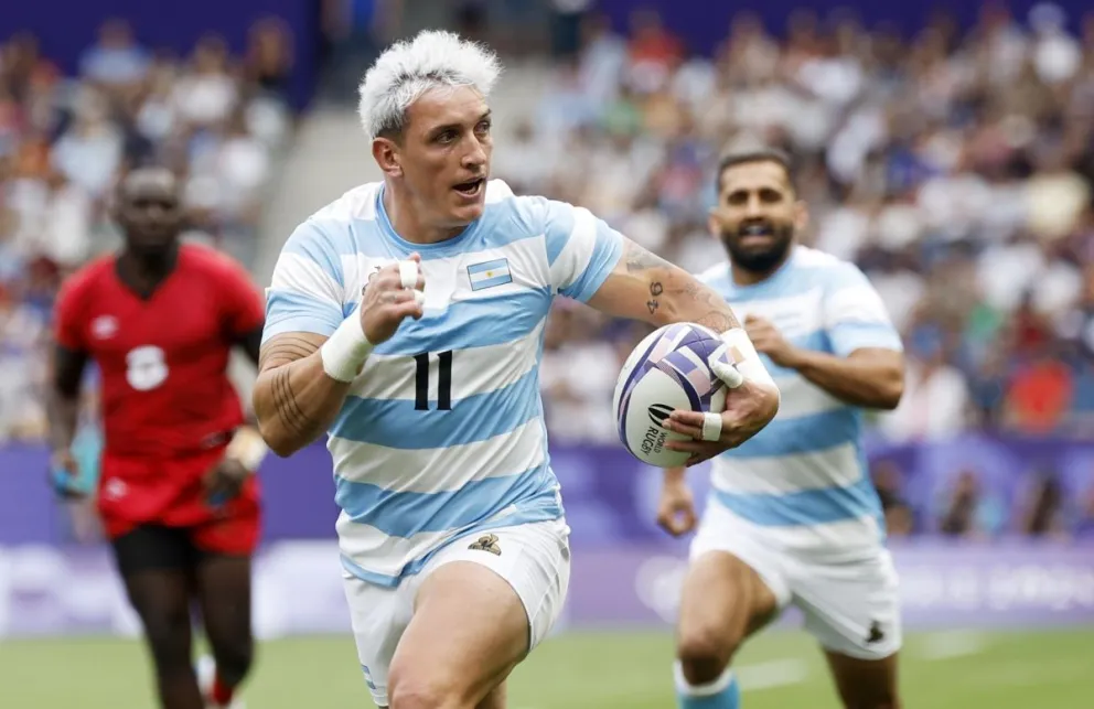 El jugador argentino Luciano Gonzalez en acción durante el partido ante Kenia. Foto: EFE.