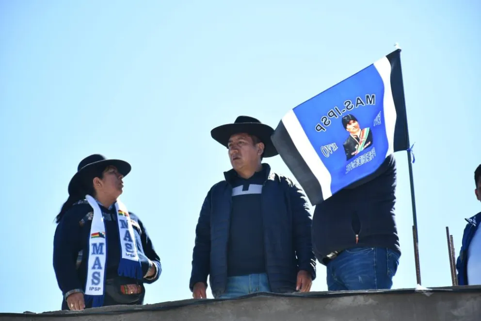 "Evistas" que participan este viernes en el mitin de Morales en El Alto. Foto: APG