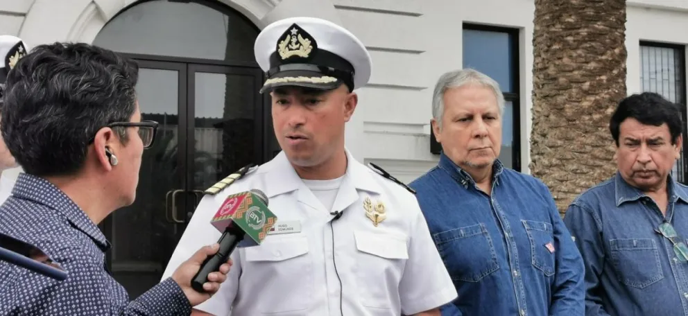 El comandante naval y gobernador marítimo de Arica, Hugo Edmunds Concha. Foto: YPFB