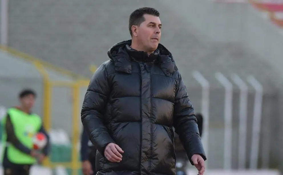 Ismael Rescalvo en el partido de este sábado frente a Aurora. Foto: APG