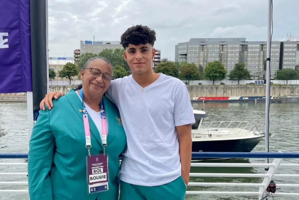 Núñez del Prado (der.) junto a su entrenadora Nogueira en París. Foto: Esteban Núñez del Prado.