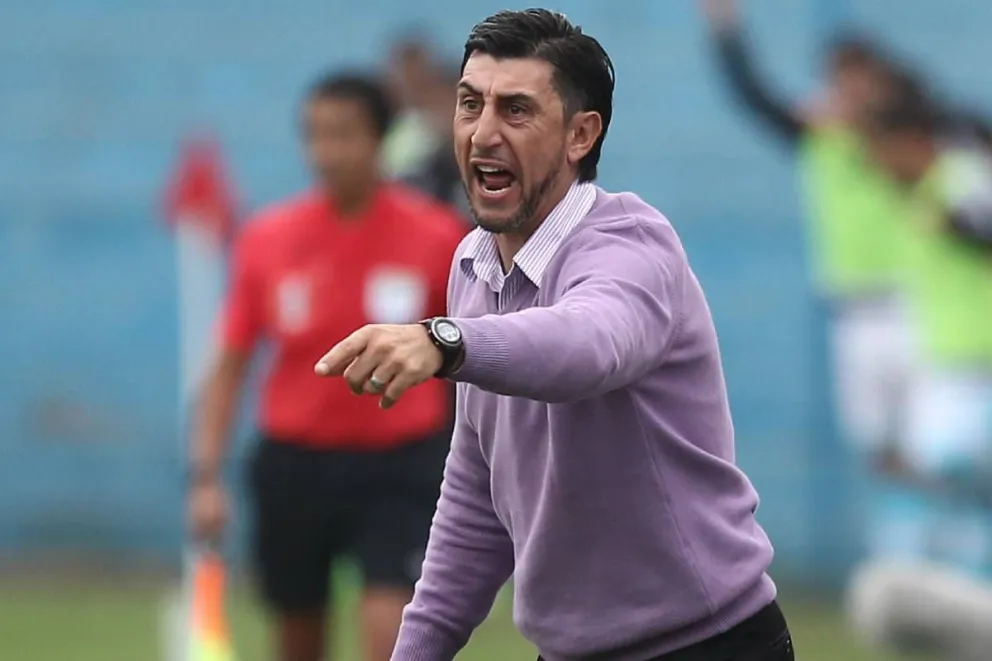 Cristian Díaz se fue a Morón, renunció para irse a Alianza, pero lo descartaron en Perú. Foto: RPP