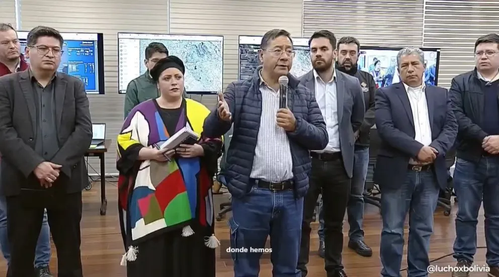 El presidente Luis Arce en reunión con ministros de Estado. Foto: Captura de video