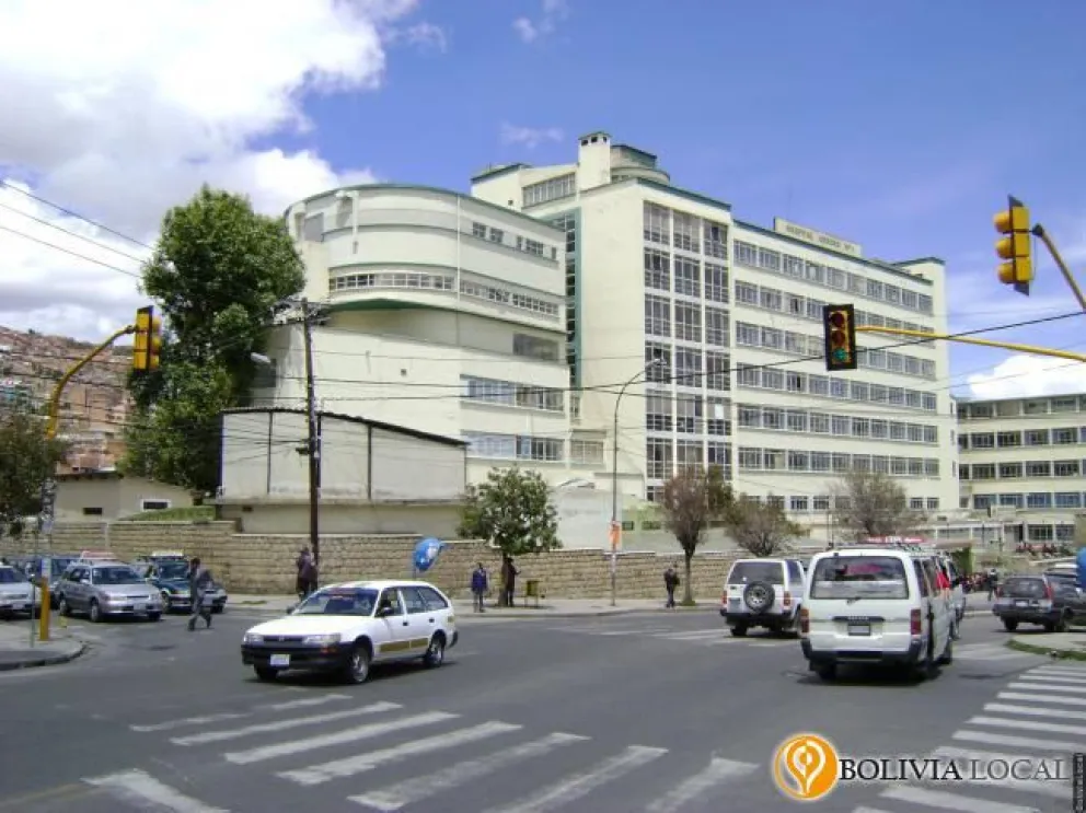 La infraestructura del Hospital Obrero, en Miraflores de La Paz. Foto: Bolivia Local