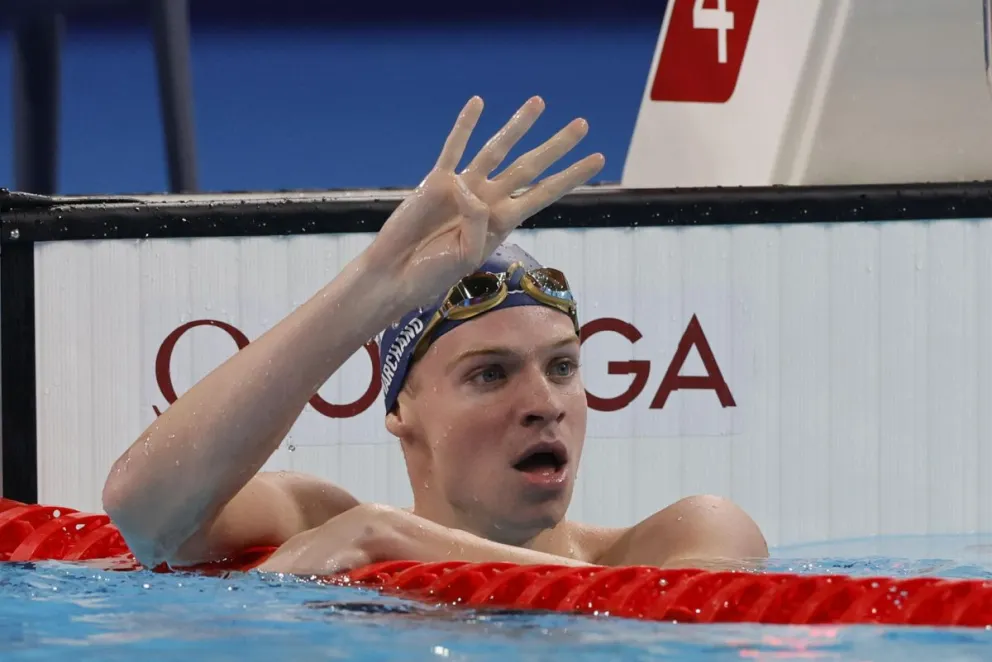 El nadador francés conquistó París y al mundo entero. Foto EFE