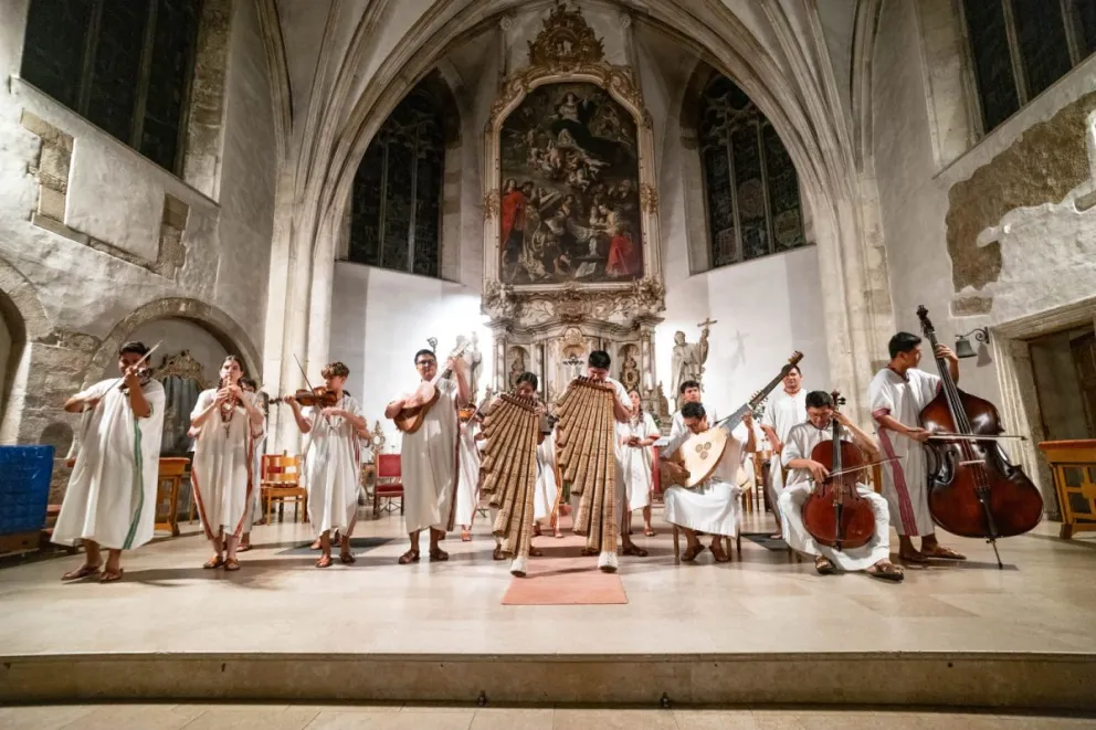 Los músicos del Ensamble de Moxos durante un concierto. / Foto: Facebook de Ensamble Moxos.   