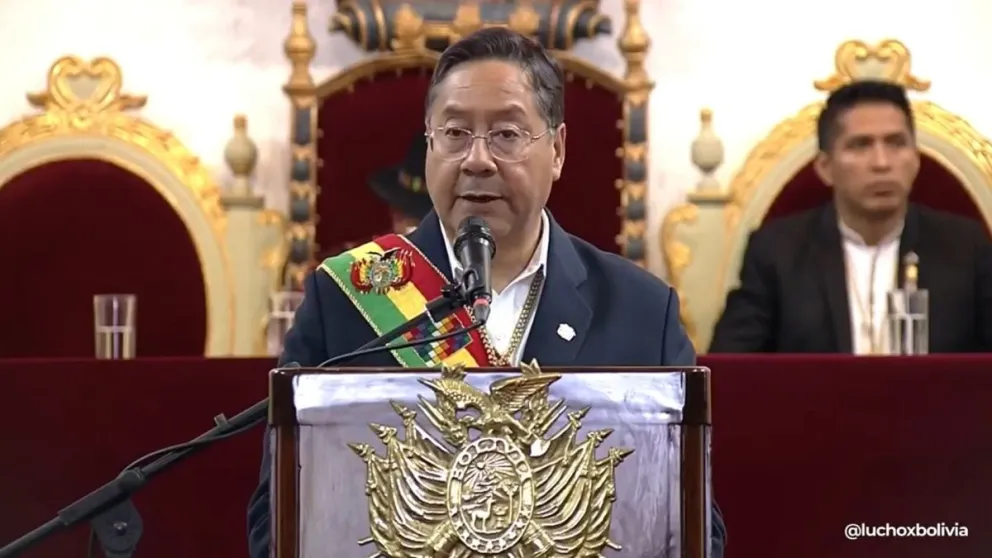 El Primer Mandatario en su discurso por los 199 años de independencia de Bolivia.  Foto: @luchoxbolivia