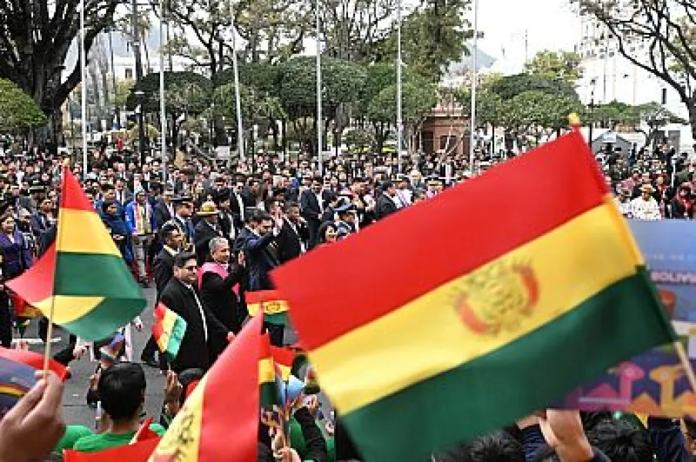 Los actos cívicos en Sucre por el 6 de Agosto. Foto: Bolivia Tv