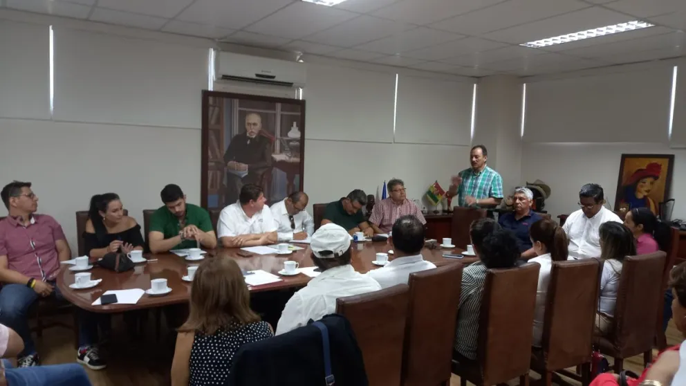 El Comité Interinstitucional en reunión, en noviembre de 2022. Foto: José Carlos Gutiérrez (Facebook)