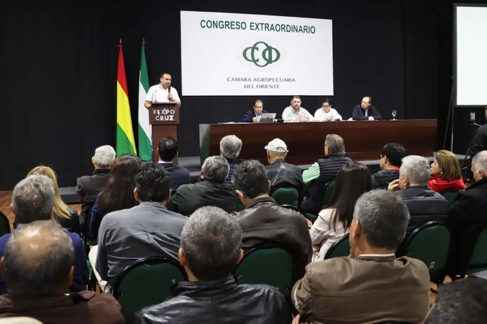 El congreso extraordinario de los agropecuarios de Santa Cruz. Foto: CAO