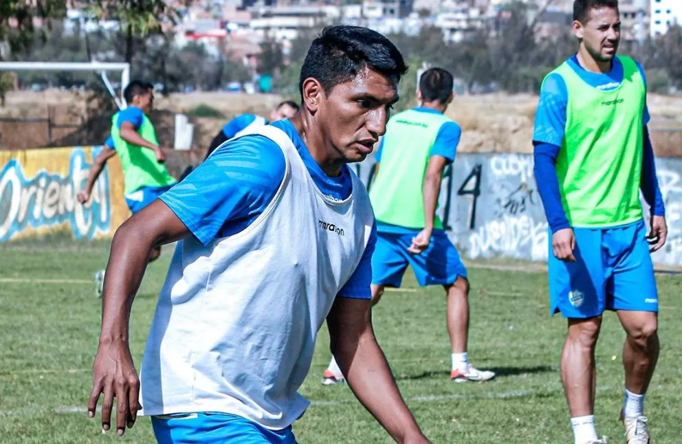 Didí Torrico durante una práctica con Aurora. Foto: Club Aurora.