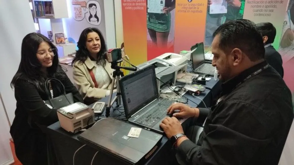 El registro de una ciudadana (imagen referencial). Foto: ABI / Fuente Directa 