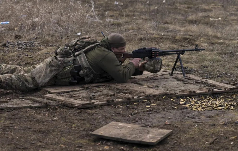 Un militar ucraniano durante un entrenamiento (imagen referencial). Foto: EFE