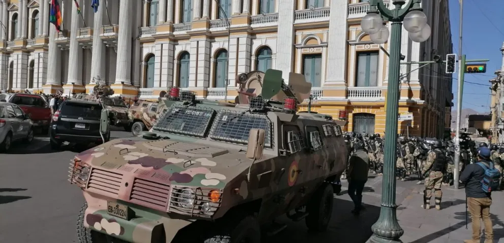 Una de las tanquetas en la plaza Murillo, el pasado 26 de junio. Foto: Erbol