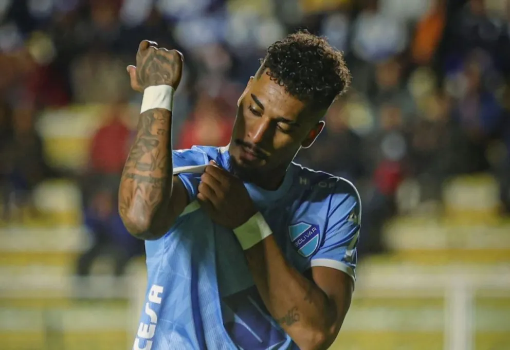 Gomes celebra por su primer tanto con la Academia. Foto: Club Bolívar.