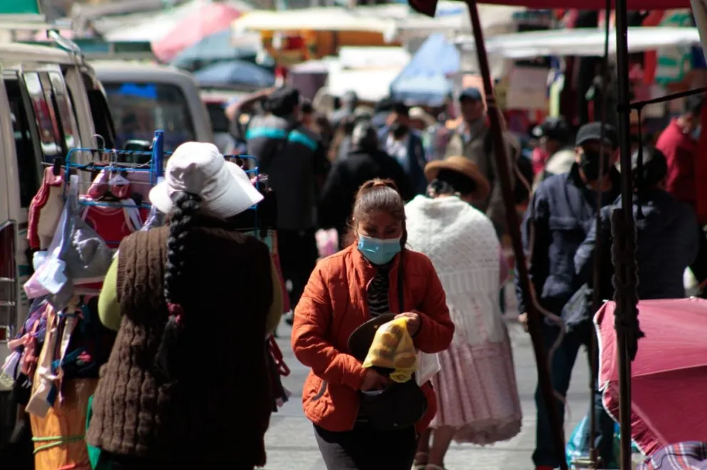 Pobladores de El Alto, ciudad que tendrá menores ingresos del IDH en 2025. Foto: ABI