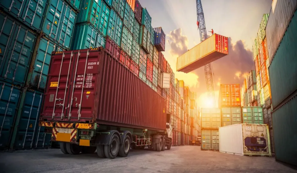 Las exportaciones nacionales bajan en septiembre. Foto ABI