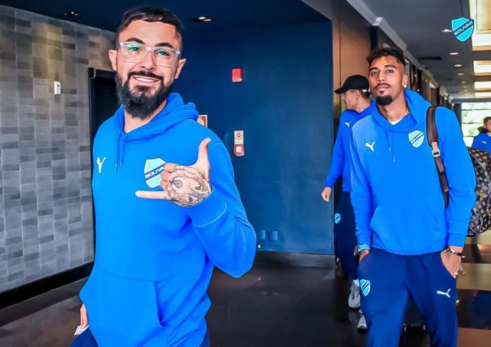 Bruno Sávio y Fabio Gomes, los dos brasileños terminaron con dolencias físicas y no jugarán el lunes. Foto: CB