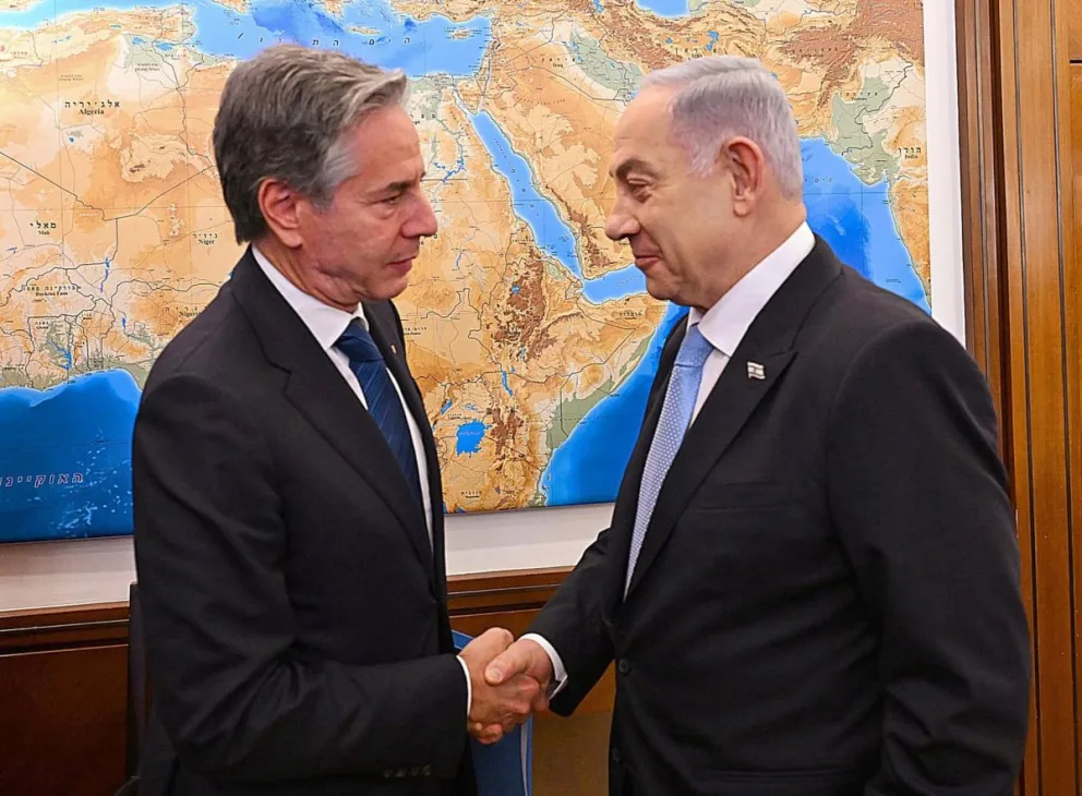 El primer ministro israelí, Benjamín Netanyahu con el secretario de Estado estadounidense, Antony Blinken. Foto: EFE / Israeli Government Office (GPO)