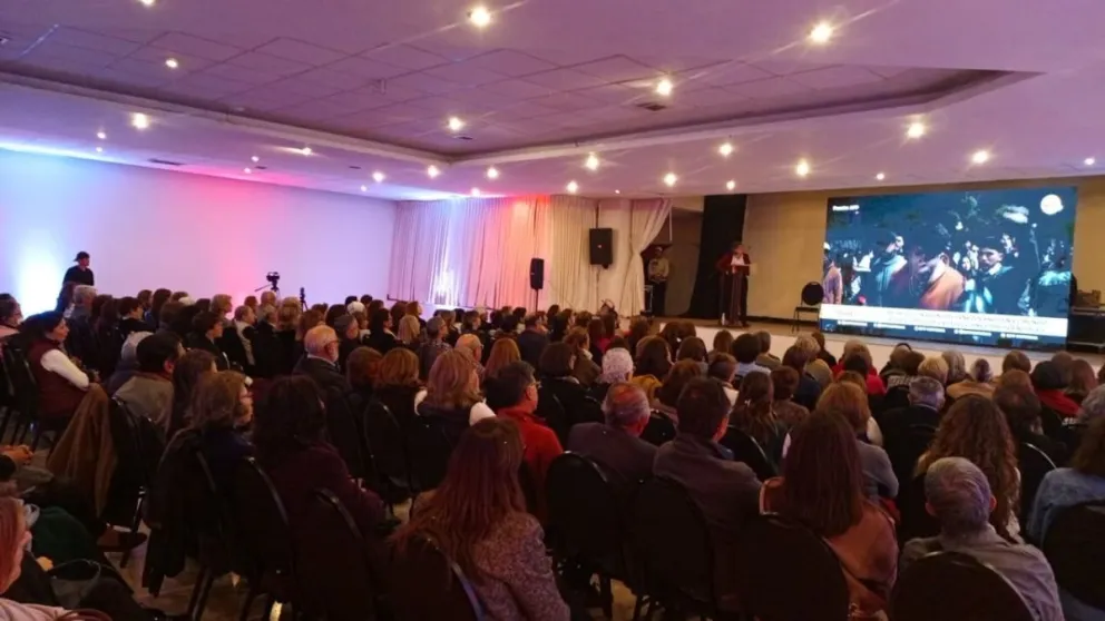 El encuentro se llevó adelante en un hotel de la ciudad de La Paz. Foto: Prensa Amparo Ballivián