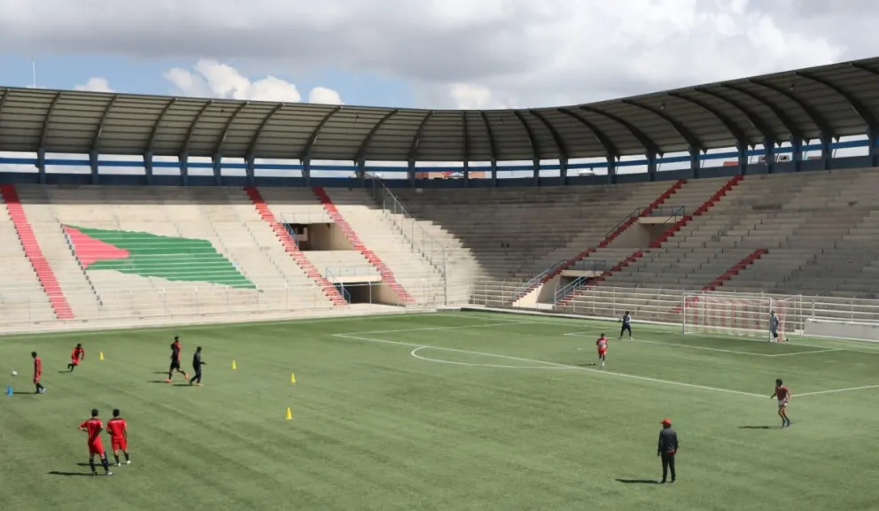 Una vista de tribunas del escenario de Villa Ingenio, allí la Verde recibirá a Venezuela el 5 de septiembre. Foto Alcaldía El Alto. 