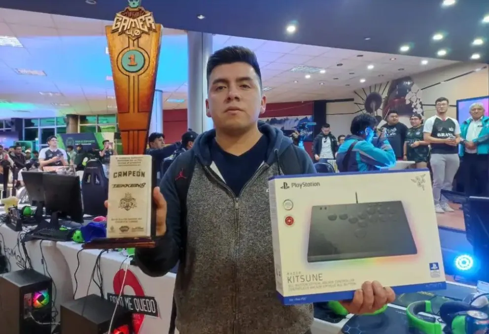 Jean Carlo Huaman ganó el primer lugar en Tekken en el "Chukuta Gamer 4.0". Foto: AMUN.
