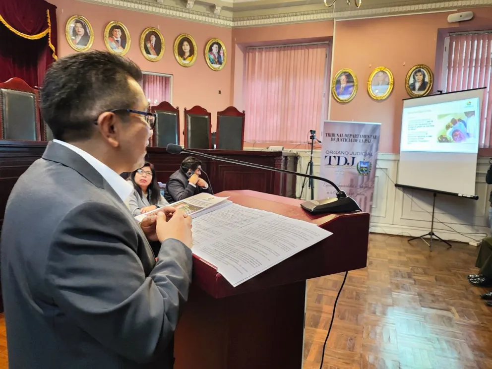 El Defensor del Pueblo durante la presentación del informe. Foto: Defensoría del Pueblo