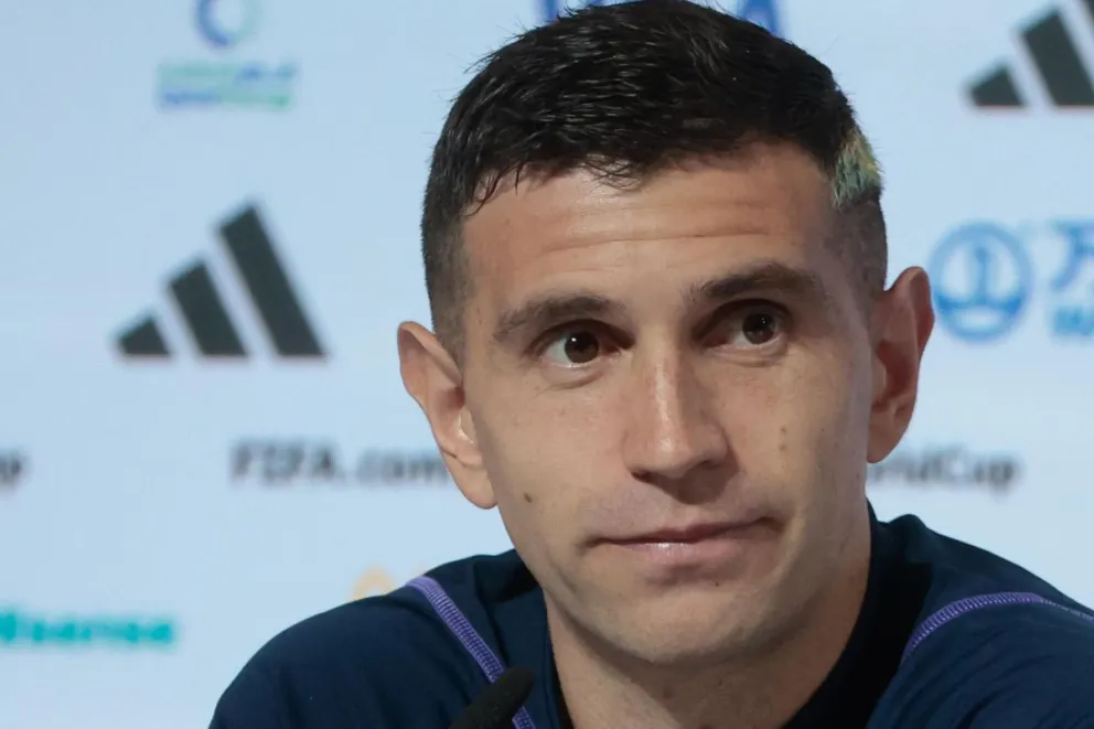 El guardameta argentino Emiliano Martínez. Foto: EFE.