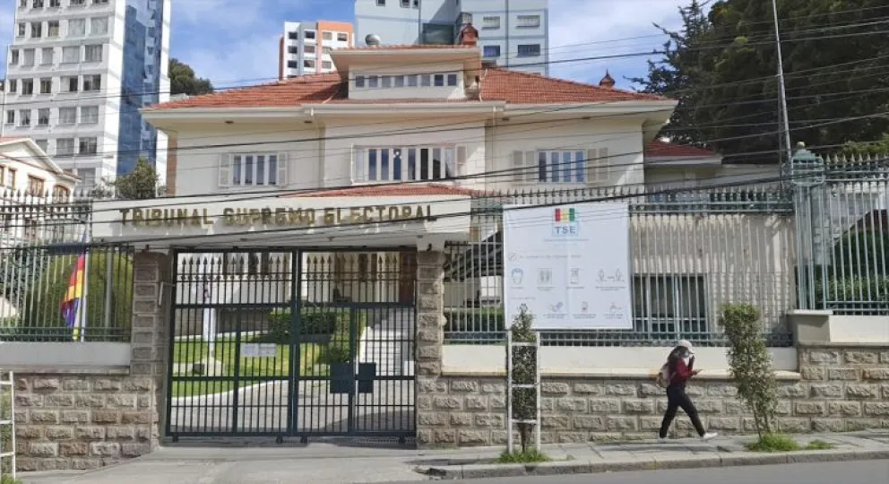 Frontis del TSE en la zona de Sopocachi, en la ciudad de La Paz. Foto: ABI / TSE