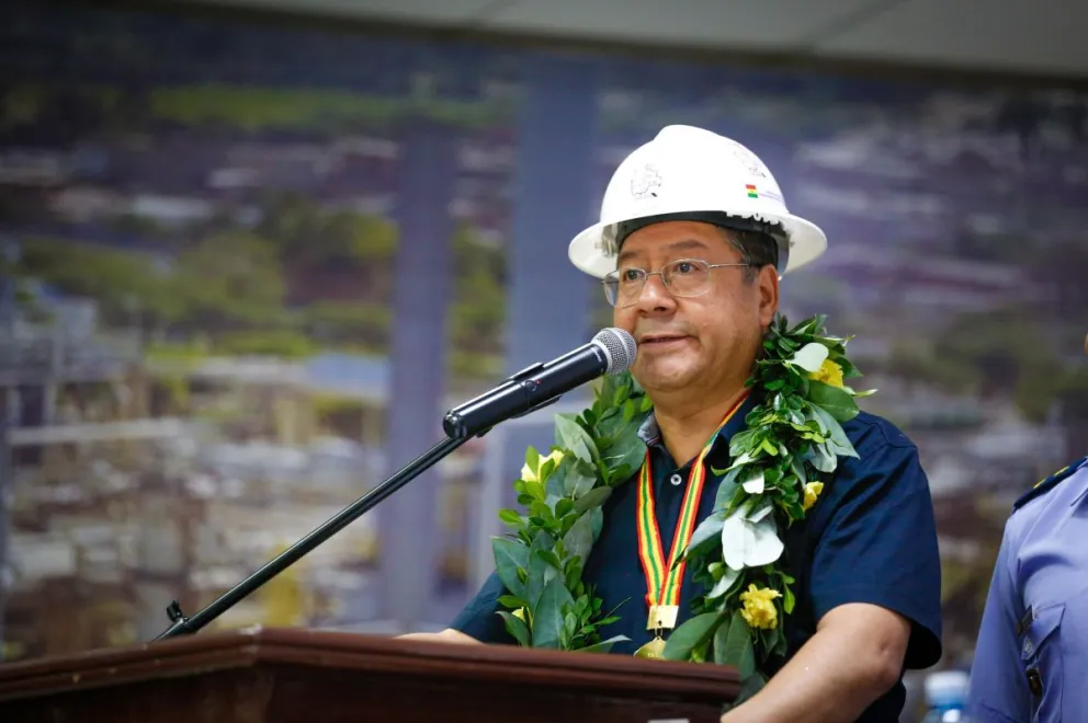 El presidente Luis Arce, en el aniversario de la federación de petroleros, en Santa Cruz. Foto: Facebook Lucho Arce