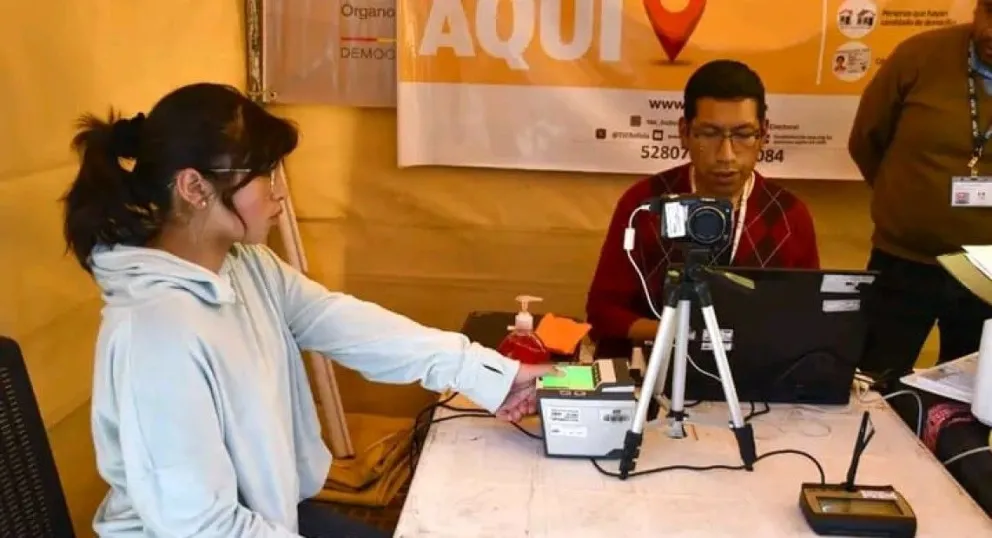 El proceso de empadronamiento, que se inició el 21 de agosto. Foto: TSE