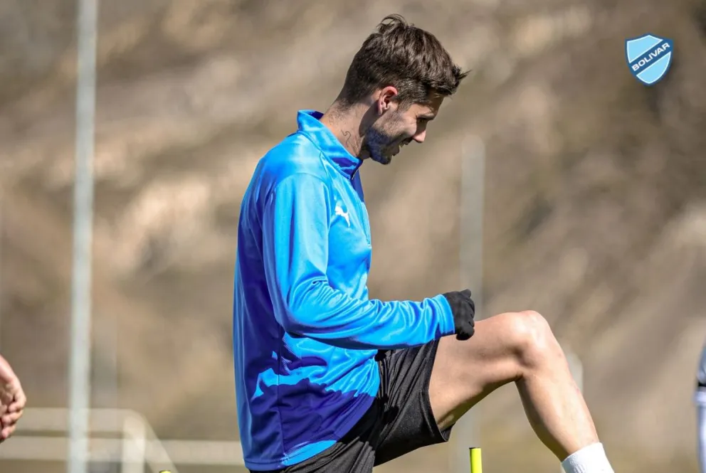 Rodríguez en una práctica con la Academia en Ananta. Foto: Club Bolívar.