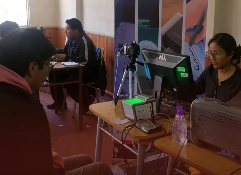 Una sala de empadronamiento electoral en la zona de Obrajes de la ciudad de La Paz. Foto: Serecí