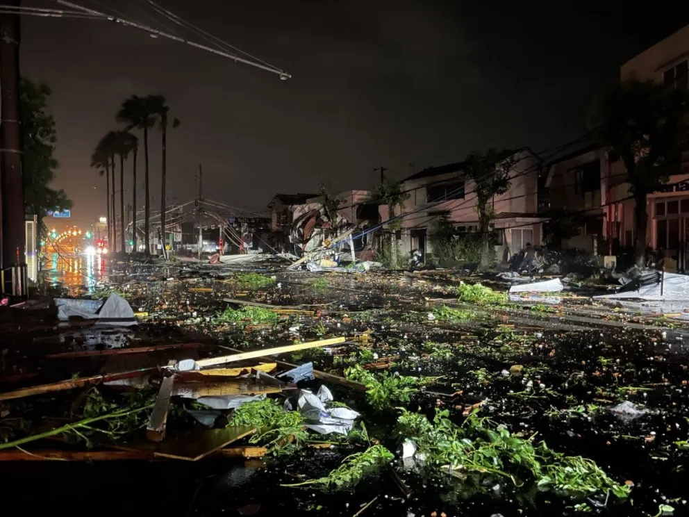 Una de las zonas golpeadas por el tifón Shanshan. Foto: @gamavisionmx