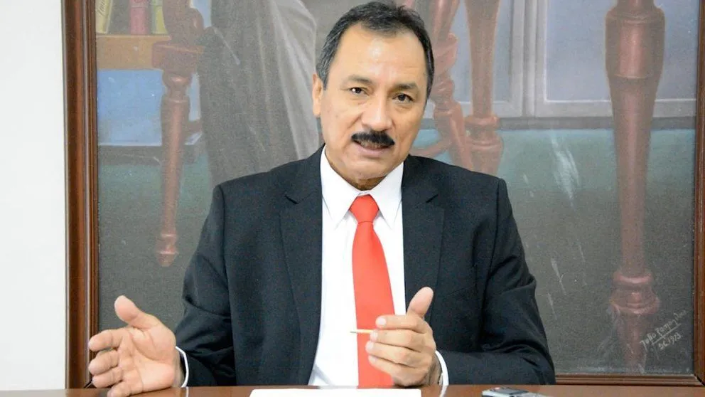 Vicente Cuéllar, rector de la UAGRM. Foto: La Voz