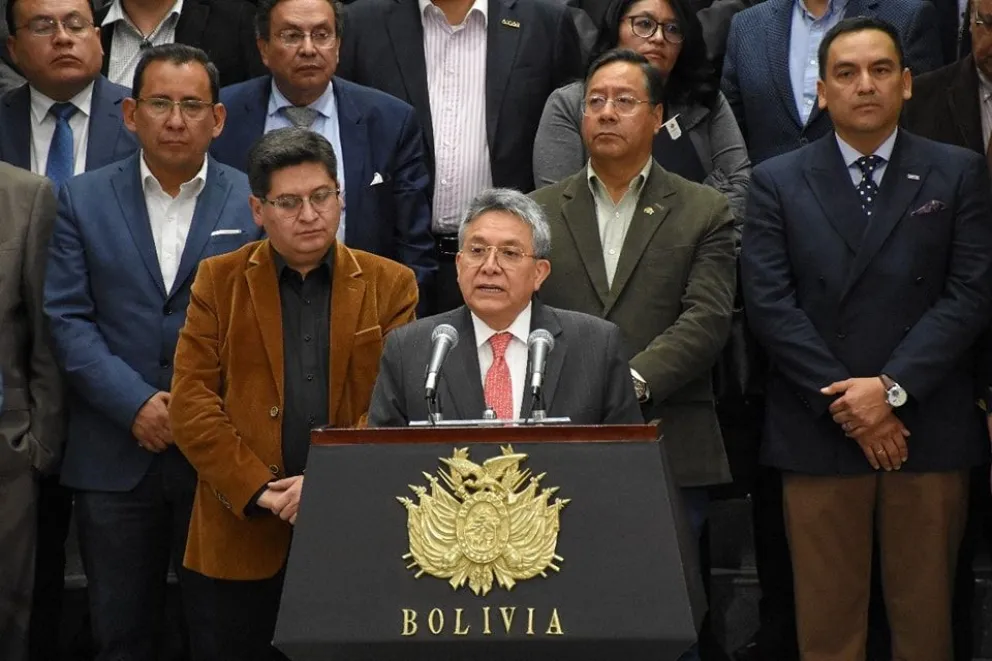 El presidente de la CEPB, Giovani Ortuño, se dirige a los medios de comunicación. Foto: CEPB 