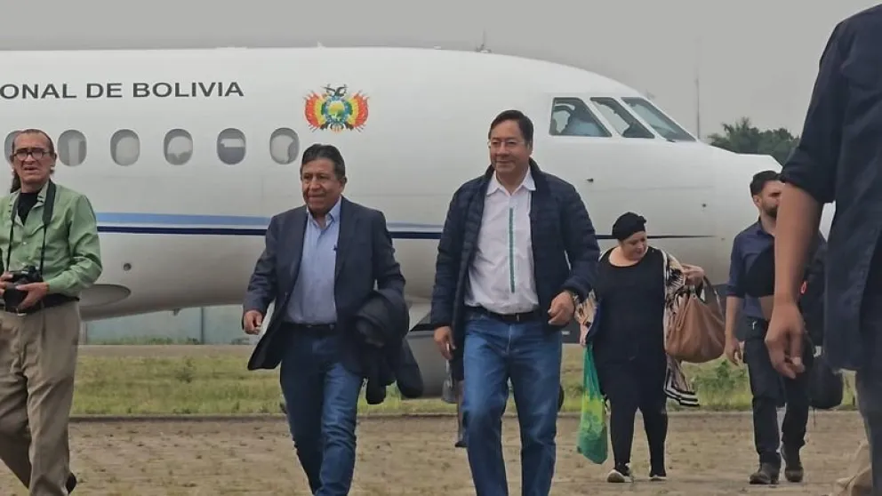 Arce llegó a Santa Cruz en horas de la mañana, su gabinete se instaló por la tarde. Foto: ABI