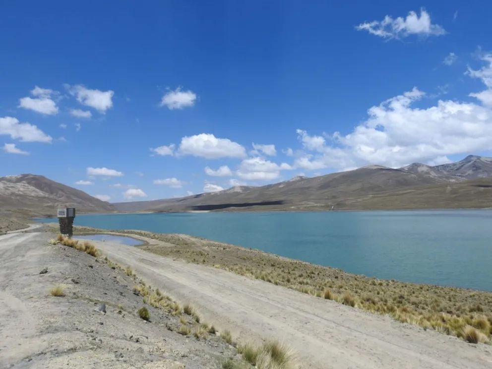 La represa de Tuni embalsa el agua de las cuencas Condoriri y Huayna Potosí. Foto: samapa.gob.bo