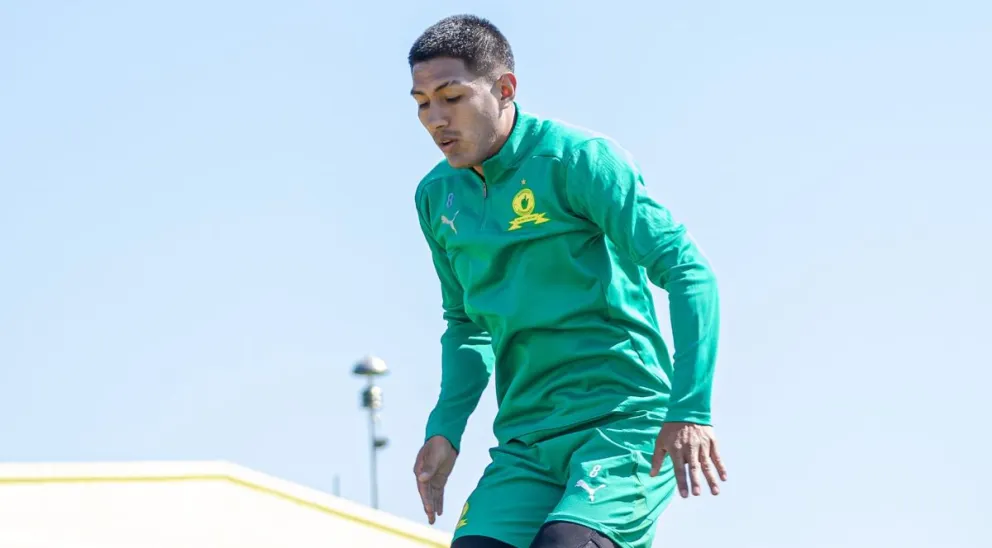 Saavedra en pleno entrenamiento con el club sudafricano. Foto: Mamelodi Sundowns.