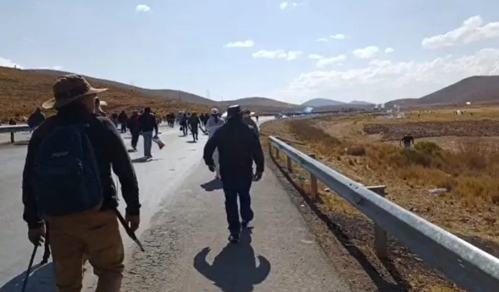 Enfrentamiento en Vila Vila. Foto: captura Kawsachun Coca