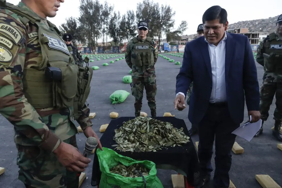 Jaime Mamani durante un operativo antidrogas. Foto: APG