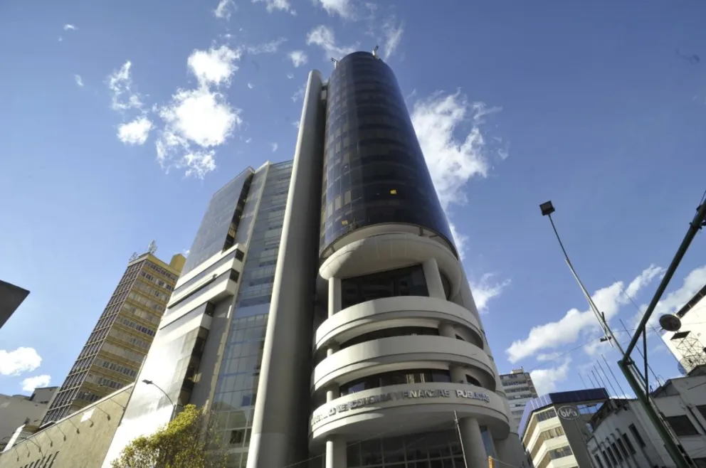 Edificio del Ministerio de Economía en el centro de la ciudad de La Paz. Foto: MEFP