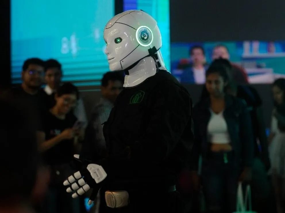 La tecnología es una de las protagonistas de la Expocruz que arrancó esta noche. Foto: APG