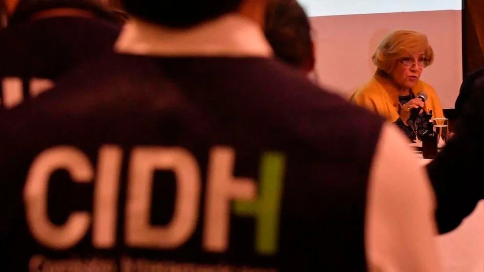 Parte de la Comisión en una visita a Bolivia.  Foto: APG