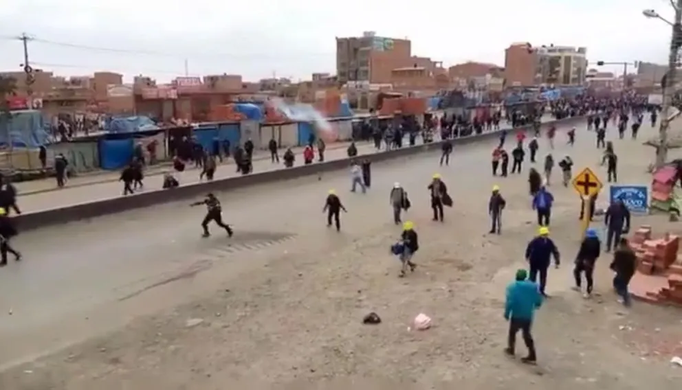 Enfrentamientos en Ventilla, en El Alto. Foto: captura